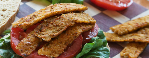 Smokey tempeh 'bacon'